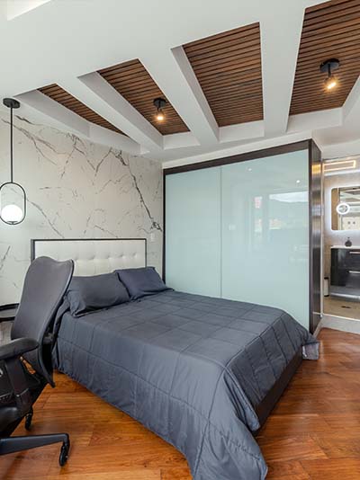 Bedroom with en-suite bathroom